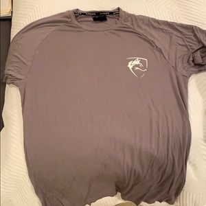 Alphalete shirt